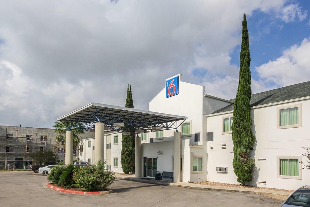 Motel 6 New Braunfels Eksteriør billede